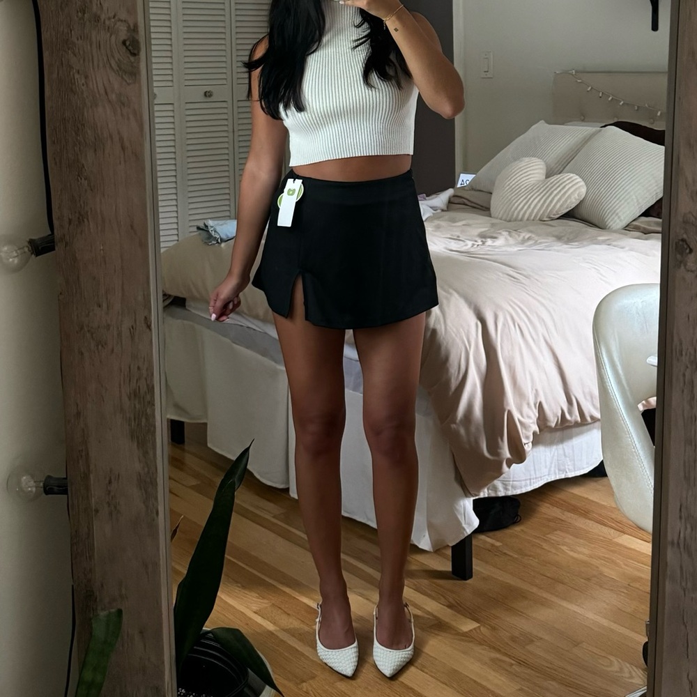 CIDER - Black Skort